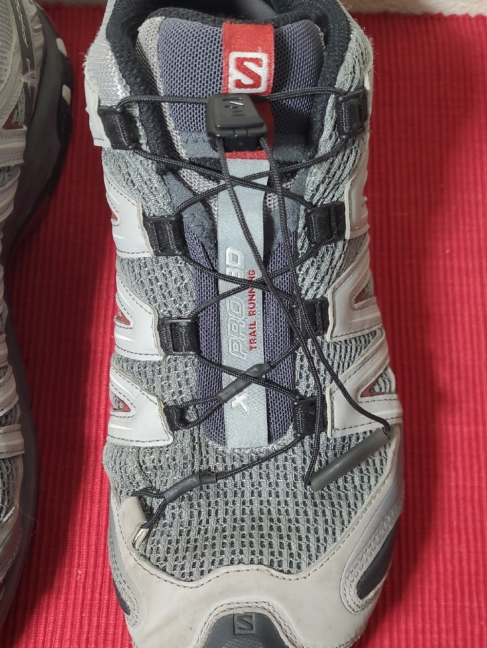 Salomon Gray Trail Shoes with Black and Red Details - Picture 11 of 13